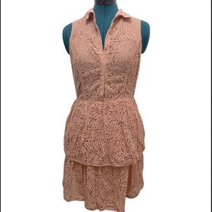 The Addison Story | Tiered lace dress w/ collar | Size 4